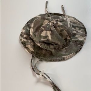 babe camo sunhat